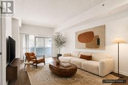 201 - 20 BRUYERES MEWS Toronto, ON M5V 0G8