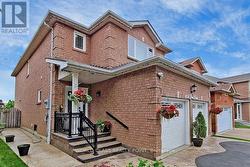 6136 FORD ROAD  Mississauga, ON L5V 1X1