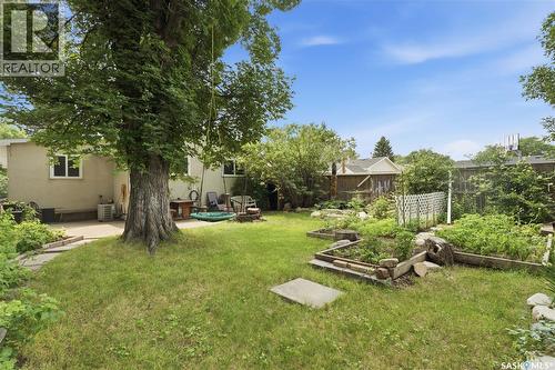 310 Douglas Crescent, Saskatoon, SK - Outdoor