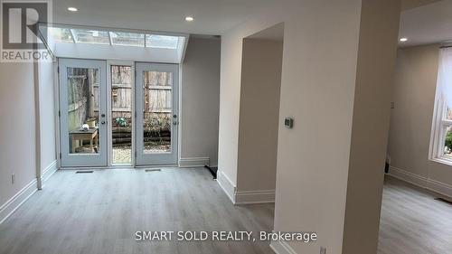 42A AMELIA STREET , Toronto, Ontario M4S 1E1 5