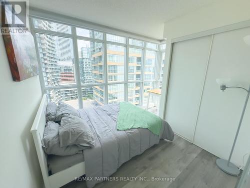 1806 - 15 Iceboat Terrace, Toronto, ON - Indoor Photo Showing Bedroom