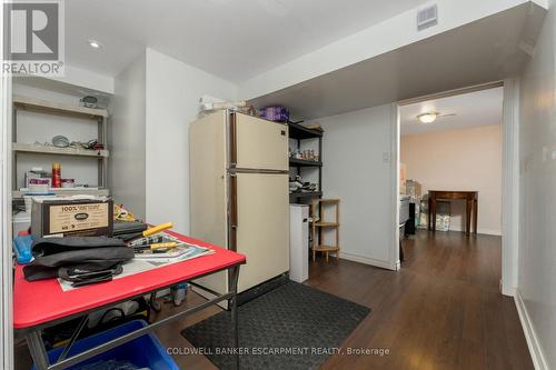 593 Caverhill Crescent, Milton, ON - Indoor