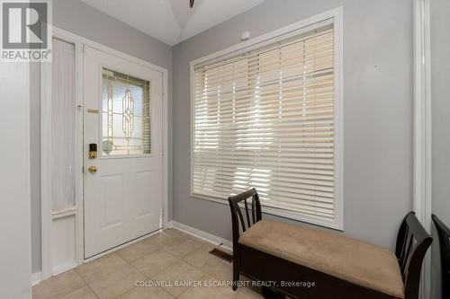 593 Caverhill Crescent, Milton, ON - Indoor Photo Showing Other Room
