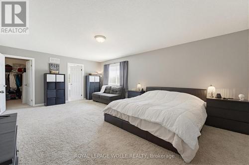 359 Pine Valley Drive, Kitchener, ON - Indoor Photo Showing Bedroom