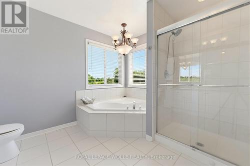 359 Pine Valley Drive, Kitchener, ON - Indoor Photo Showing Bathroom