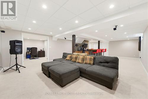 359 Pine Valley Drive, Kitchener, ON - Indoor