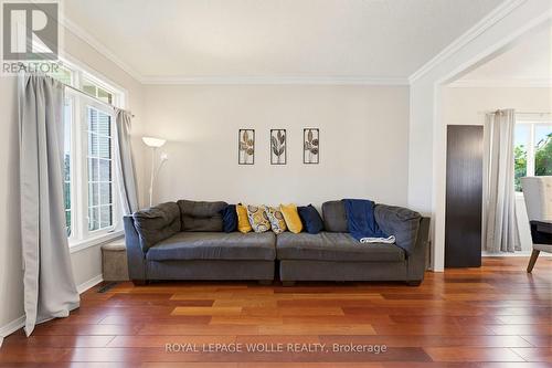 359 Pine Valley Drive, Kitchener, ON - Indoor Photo Showing Living Room