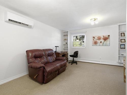 8 Lakeview Drive, Windsor, NS - Indoor