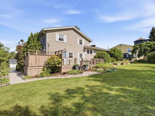 8 Lakeview Drive, Windsor, NS - Outdoor