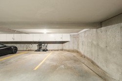 Garage - 