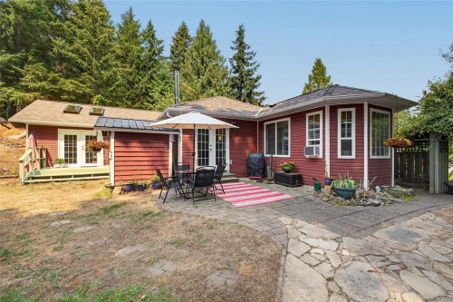 211 Quarry Dr, Salt Spring, BC 