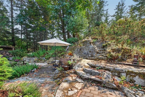 211 Quarry Dr, Salt Spring, BC 