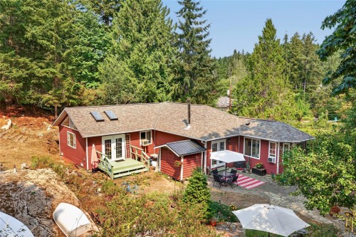 211 Quarry Dr, Salt Spring, BC 