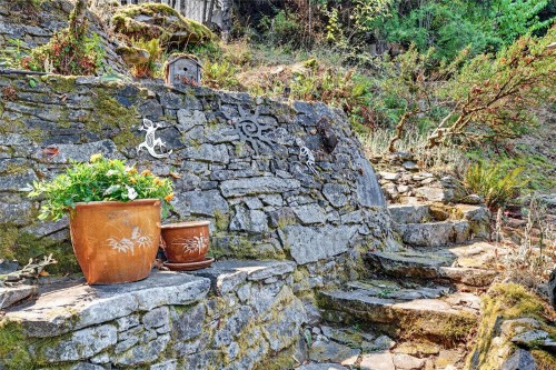 211 Quarry Dr, Salt Spring, BC 