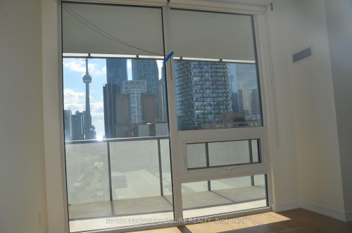 914-1 Market Street, Toronto, ON - Indoor Photo Showing Other Room