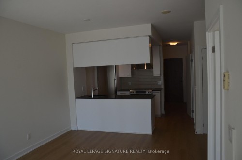 914-1 Market Street, Toronto, ON - Indoor Photo Showing Kitchen