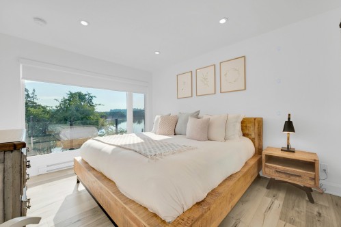 Chambre à coucher principale - 201 217E Avenue, Saint-Hippolyte, QC - Indoor Photo Showing Bedroom