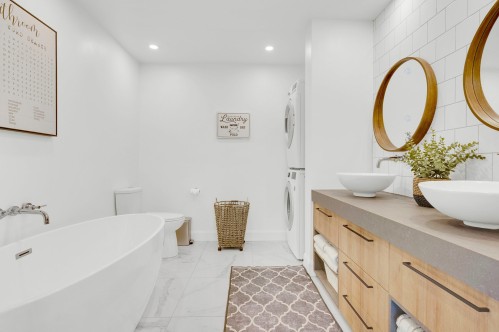 Salle de bains - 201 217E Avenue, Saint-Hippolyte, QC - Indoor Photo Showing Bathroom