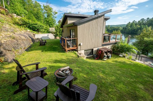 Extérieur - 201 217E Avenue, Saint-Hippolyte, QC - Outdoor With Exterior