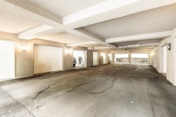 Garage - 