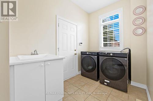 2 Solace Road, Markham, ON - Indoor Photo Showing Laundry Room