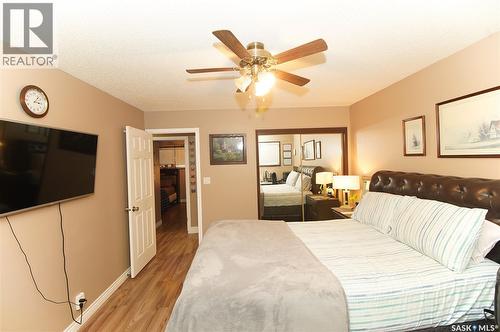 18 Kyle Street, Regina, SK - Indoor Photo Showing Bedroom
