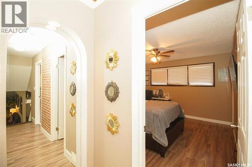 18 Kyle Street, Regina, SK - Indoor