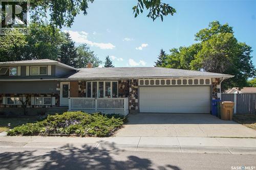 18 Kyle Street, Regina, SK - Outdoor With Deck Patio Veranda With Facade
