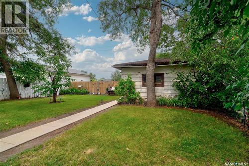 1230 Dewdney Avenue E, Regina, SK - Outdoor