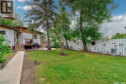 1230 Dewdney Avenue E, Regina, SK - Outdoor