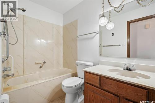 139 Wright Crescent, Biggar, SK - Indoor Photo Showing Bathroom