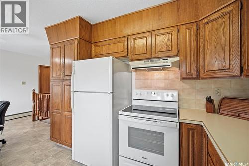 139 Wright Crescent, Biggar, SK - Indoor Photo Showing Kitchen