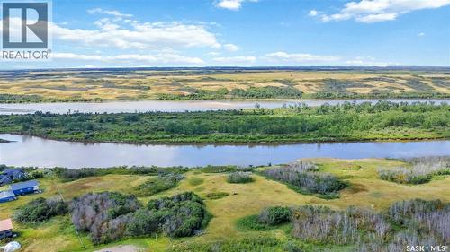 Friberg Riverfront, Laird Rm No. 404, SK 