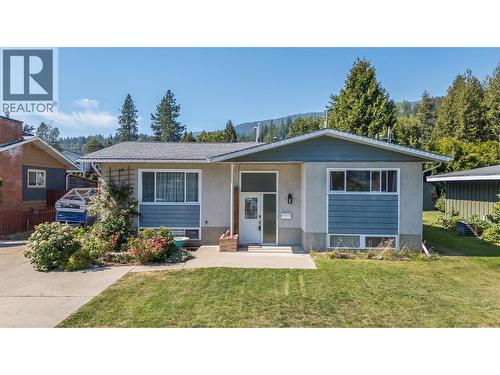 1684 RIDGEWOOD Drive  Castlegar, BC V1N 2L7
