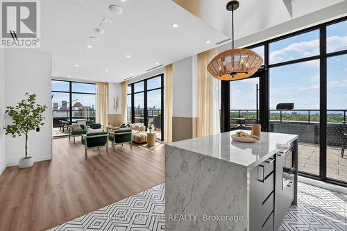910 - 1660 Bloor Street W, Toronto, ON - Indoor