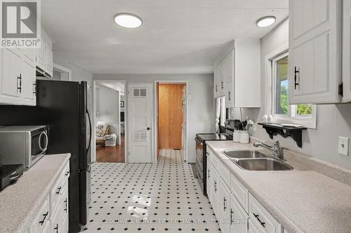 17 Bridle Path, Rideau Lakes, ON 