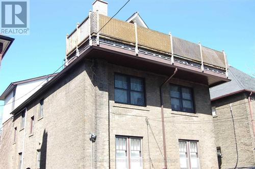 Upper - 39 Whitehall Road, Toronto, ON - Outdoor With Balcony With Exterior