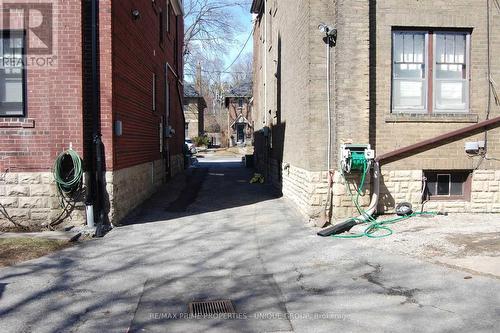 Upper - 39 Whitehall Road, Toronto, ON - 