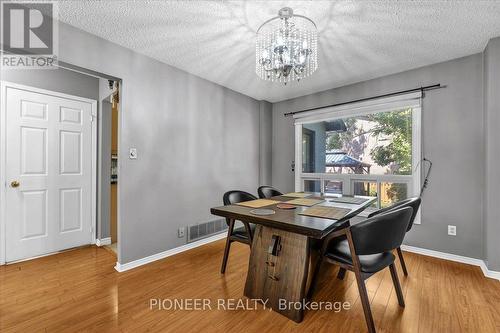 6452 Eastridge Road, Mississauga, ON - Indoor Photo Showing Dining Room