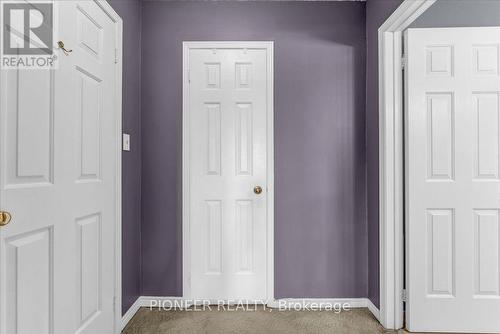 6452 Eastridge Road, Mississauga, ON - Indoor