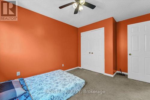 6452 Eastridge Road, Mississauga, ON - Indoor Photo Showing Bedroom