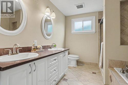 13 Centrepark Drive, Ottawa, ON - Indoor Photo Showing Bathroom