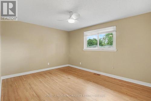 13 Centrepark Drive, Ottawa, ON - Indoor Photo Showing Other Room