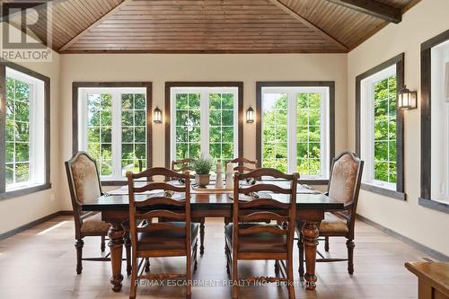 314 7Th Concession Road E, Hamilton, ON - Indoor Photo Showing Dining Room
