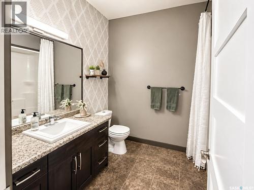 1 Glen Howard Way, Prince Albert, SK - Indoor Photo Showing Bathroom