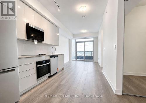 1707 - 474 CALDARI ROAD  Vaughan, ON L4K 0R5