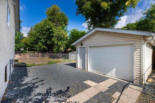 319 Burrows Avenue, Winnipeg, MB - Outdoor
