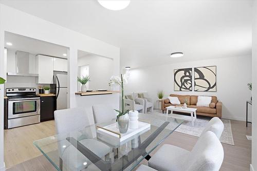 319 Burrows Avenue, Winnipeg, MB - Indoor