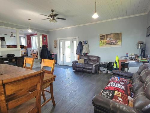 180 C Boudreau Rd, Mavillette, NS - Indoor Photo Showing Living Room