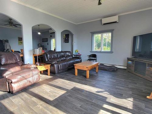 180 C Boudreau Rd, Mavillette, NS - Indoor Photo Showing Living Room